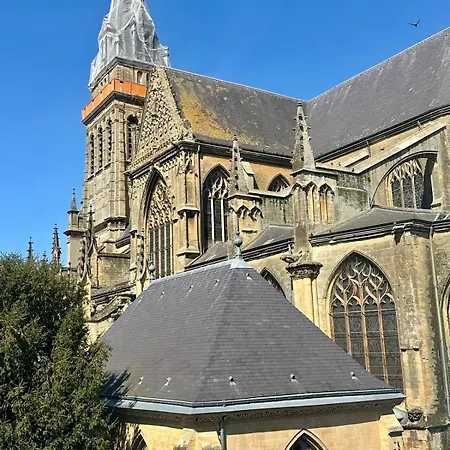 Le Presbytere * Charleville-Mezieres